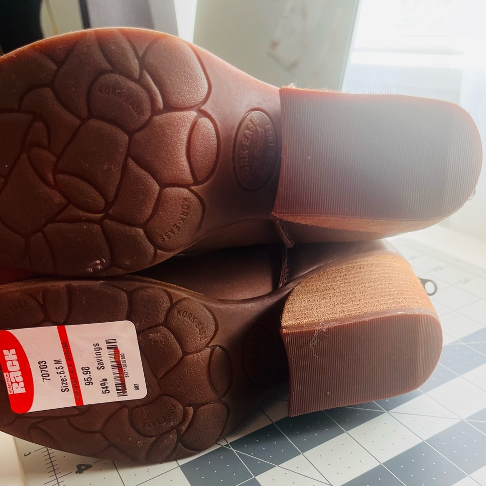 Women leather booties size 6.5